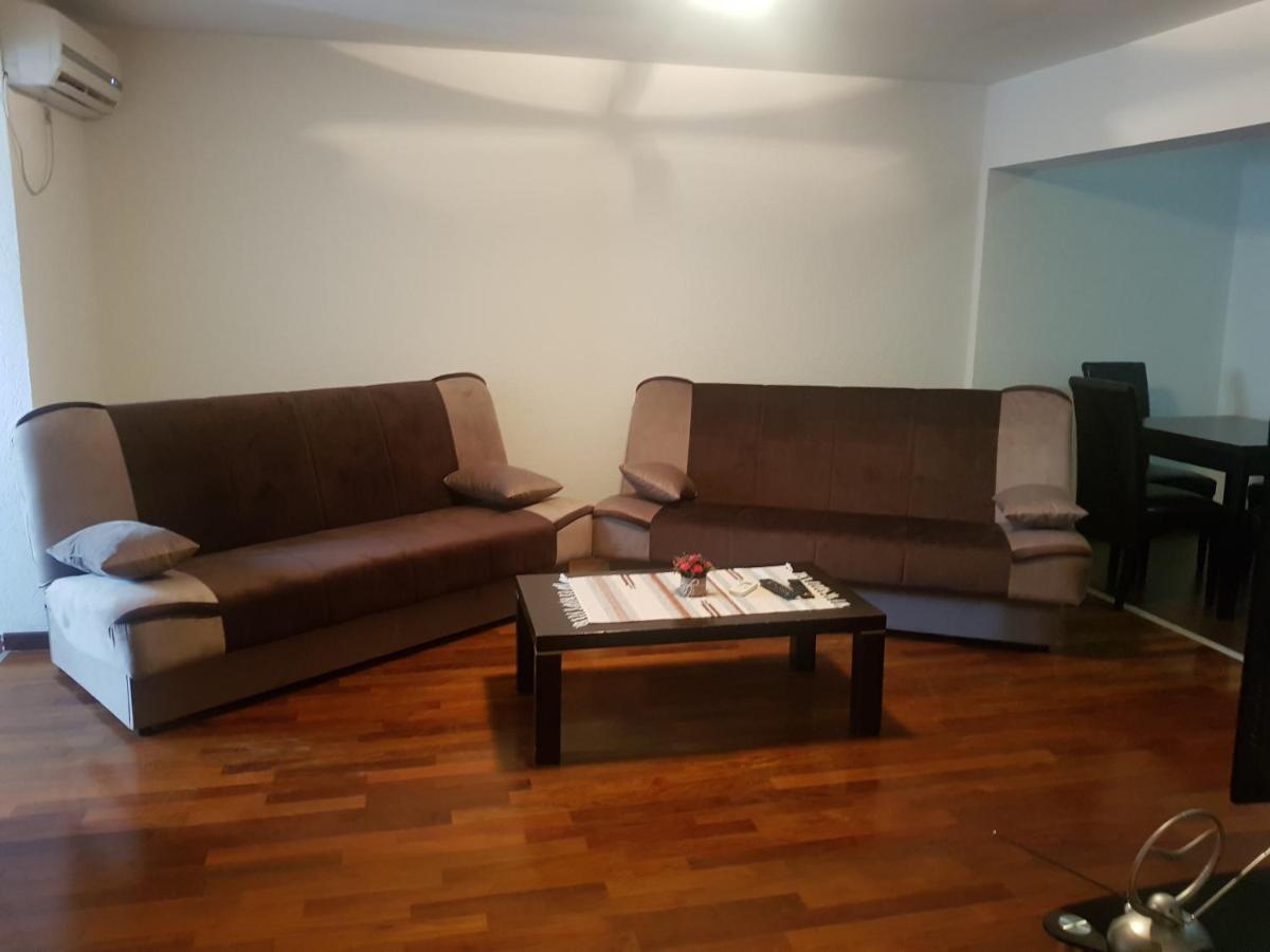 Bujic Apartment Petrovac na moru Exterior foto