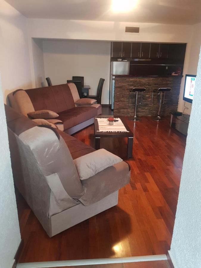 Bujic Apartment Petrovac na moru Exterior foto