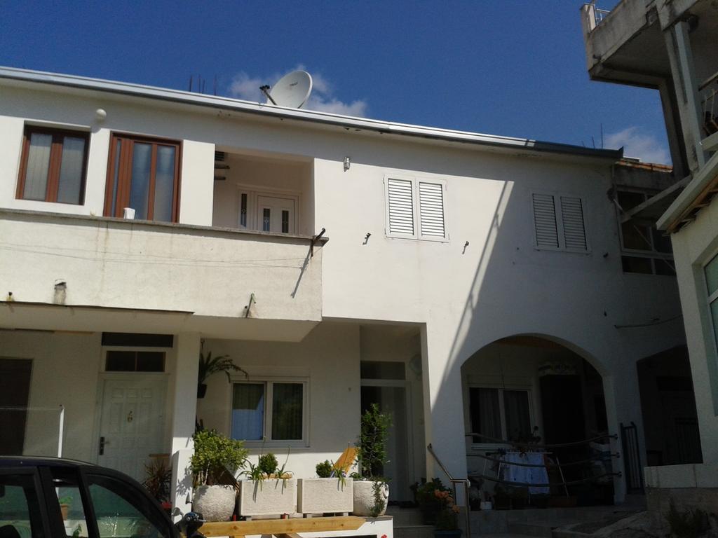 Bujic Apartment Petrovac na moru Zimmer foto
